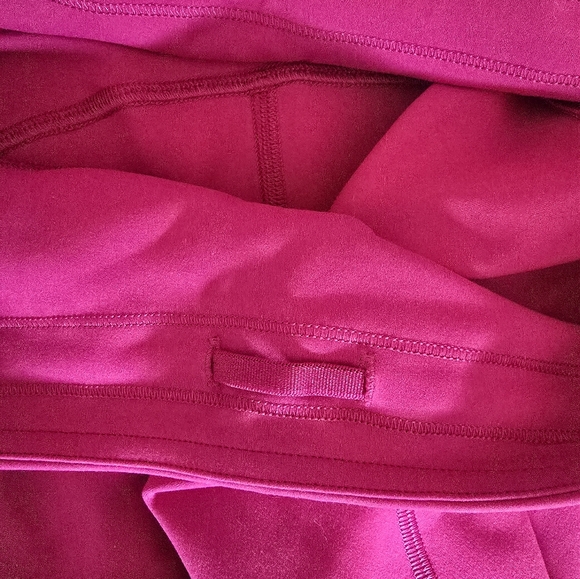 Lululemon Invigorate Leggings High Rise Ripened Raspberry Size 6 28" - Picture 4 of 6